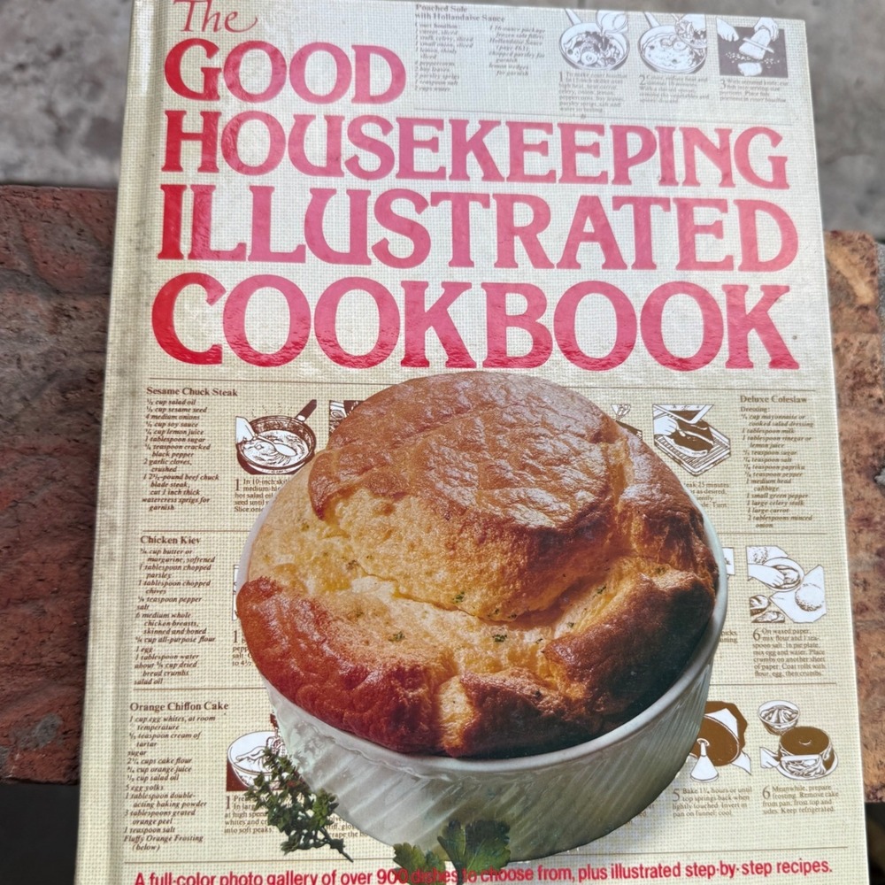 The Good Housekeeping Illustrated Cookbook 1980 Zoe Coulson Hardcover Vintage